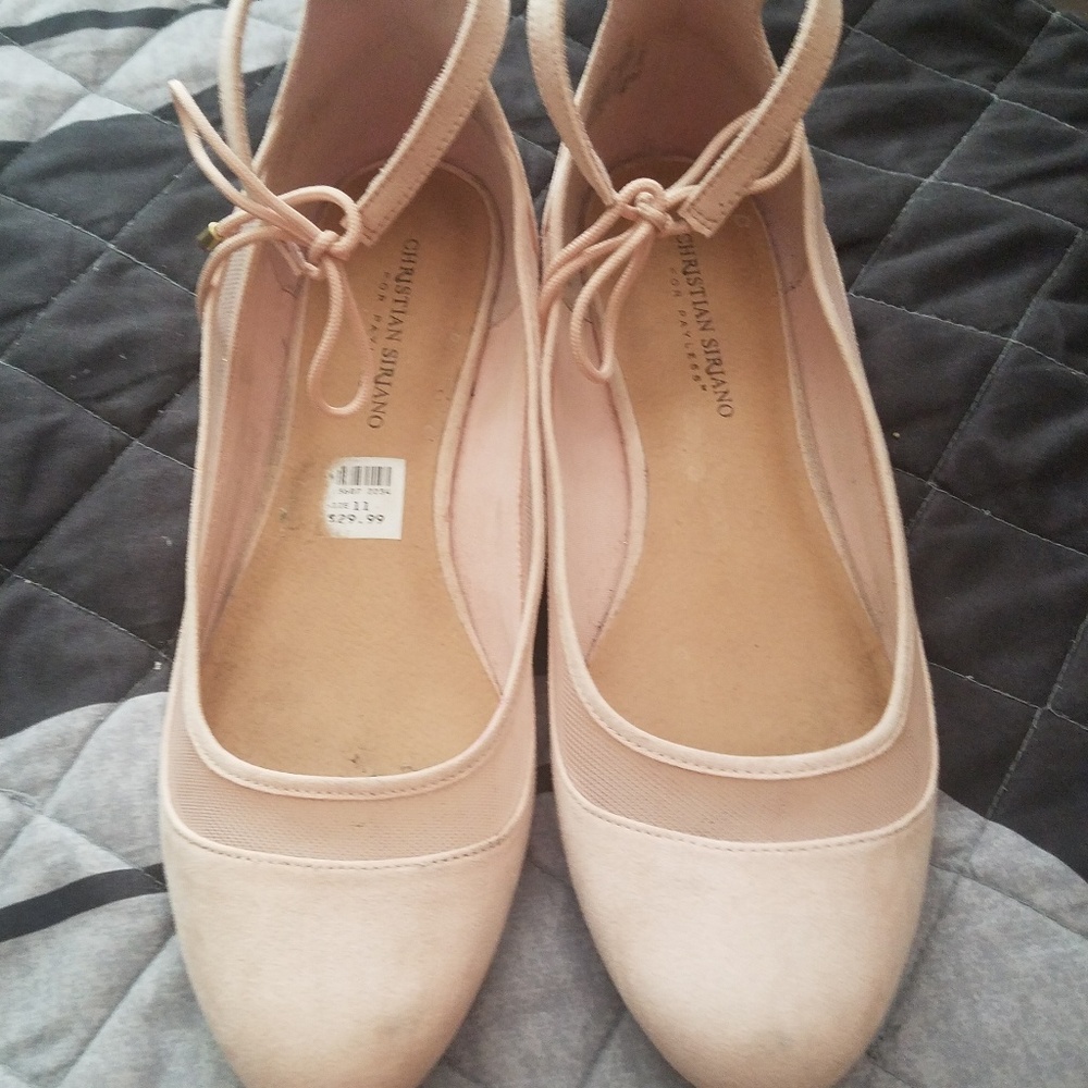 Ballet flats